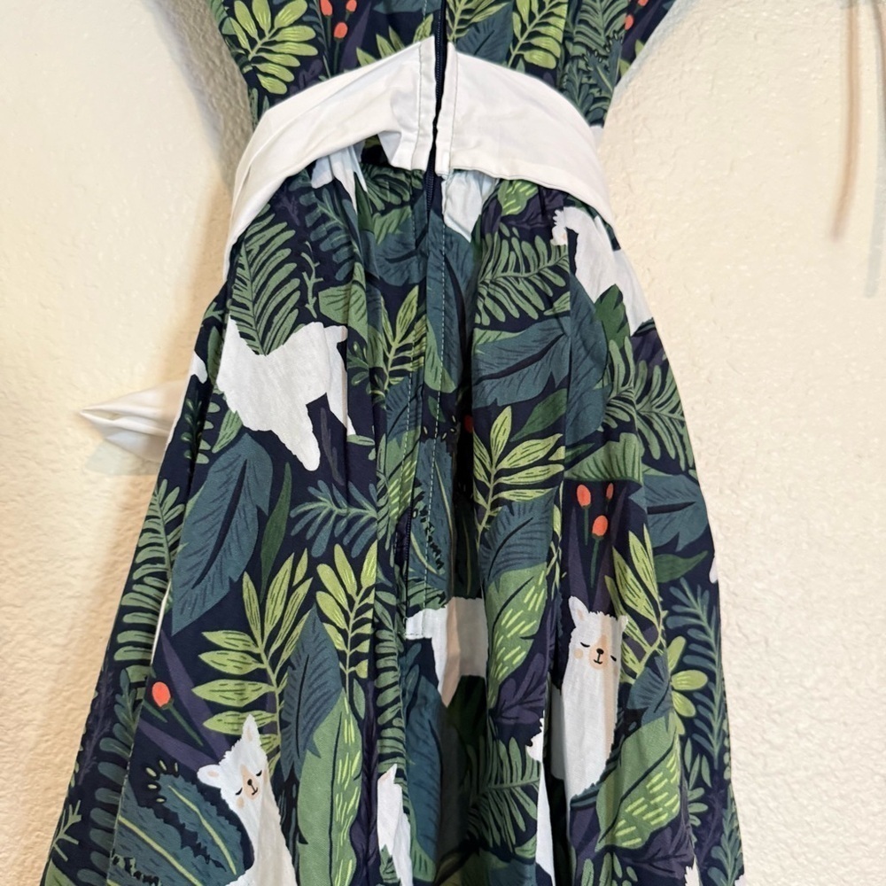 Unique Vintage 1950s Green Leaf & Llama Print Cotton Dakota Flare Dress - Picture 12 of 13